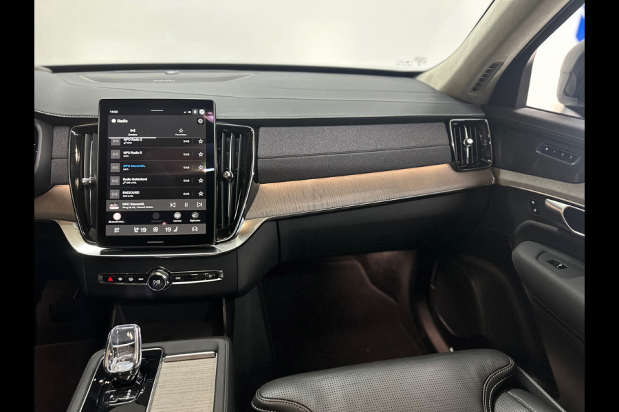 Volvo XC90 2.0 T8 hybrid Ultra Dark 7p.| MY2026| Luchtvering| Lagom-Pack | Winter-Pack| H/K Sound| Trekhaak| HuD| 22inch|Massage