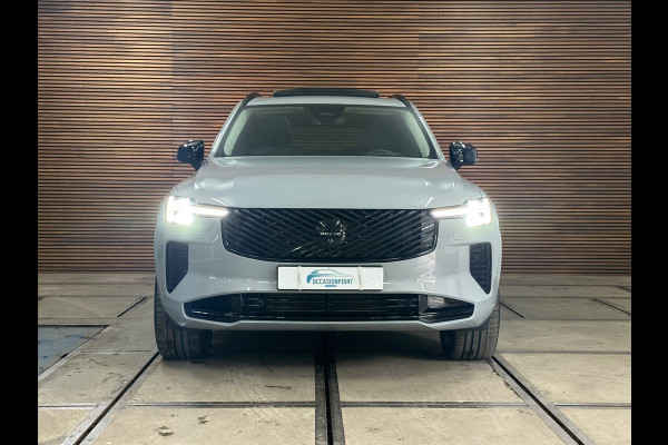 Volvo XC90 2.0 T8 hybrid Ultra Dark 7p.| MY2026| Luchtvering| Lagom-Pack | Winter-Pack| H/K Sound| Trekhaak| HuD| 22inch|Massage