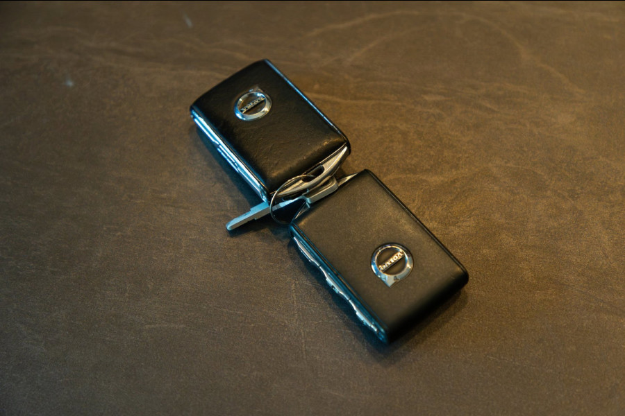 Volvo XC60 2.0 T5 AWD Inscription I Camera I trekhaak I Autopilot I Blits I
