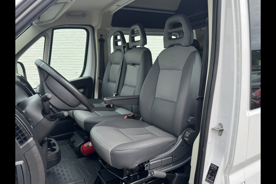 Citroën Jumper 2.2 BlueHDi 140 L2H2 3.5t 6 pers Camera Carplay Trekhaak 3000kg Cruise Navigatie