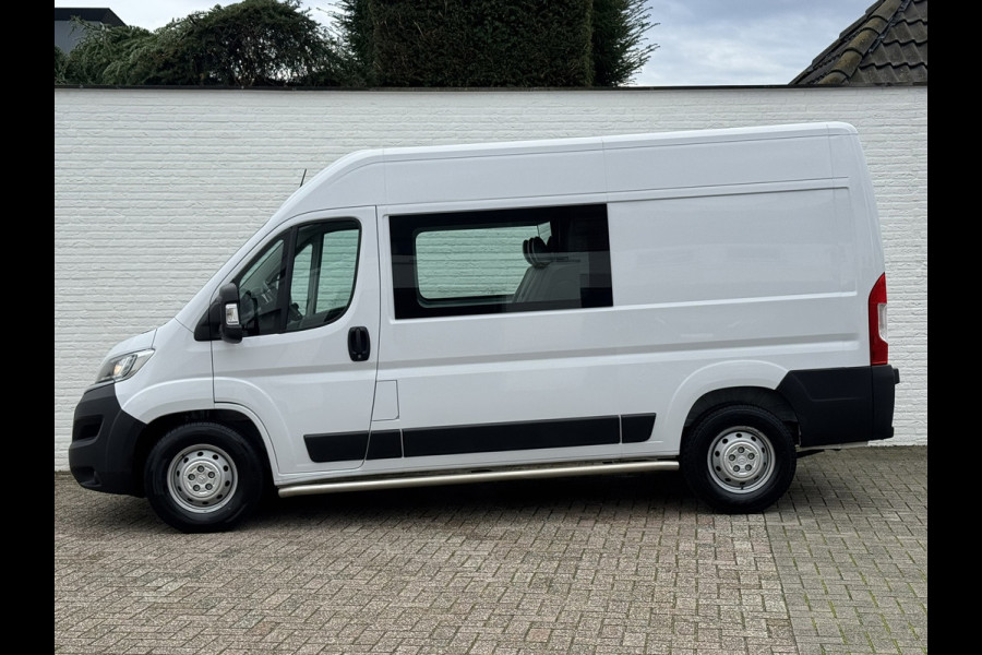 Citroën Jumper 2.2 BlueHDi 140 L2H2 3.5t 6 pers Camera Carplay Trekhaak 3000kg Cruise Navigatie