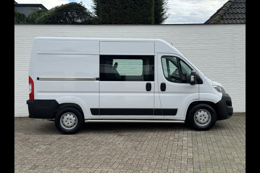 Citroën Jumper 2.2 BlueHDi 140 L2H2 3.5t 6 pers Camera Carplay Trekhaak 3000kg Cruise Navigatie