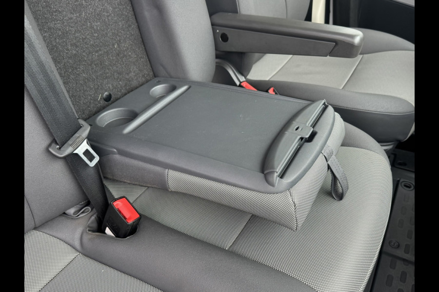 Citroën Jumper 2.2 BlueHDi 140 L2H2 3.5t 6 pers Camera Carplay Trekhaak 3000kg Cruise Navigatie