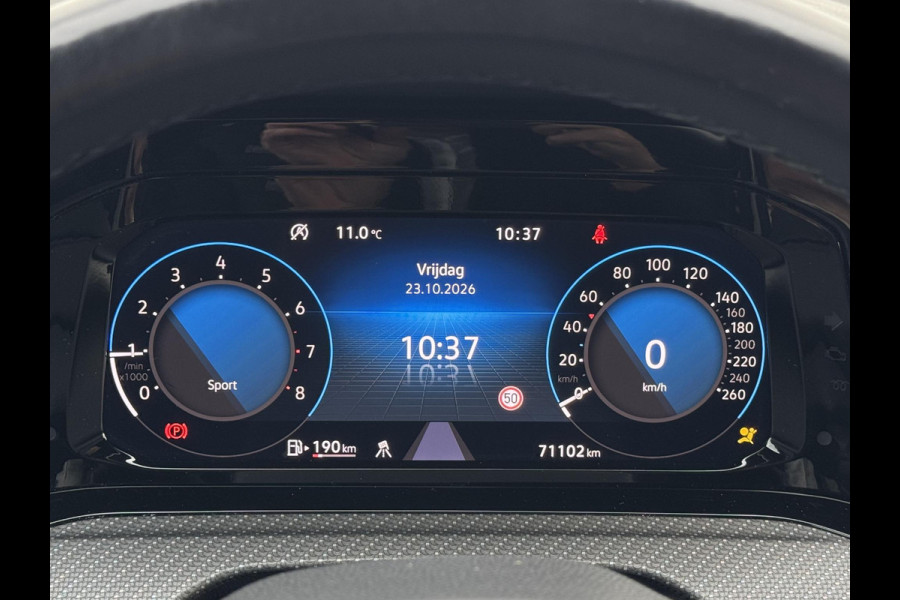 Volkswagen Golf 1.5 TSI R-Line Business+ NL-AUTO | CARPLAY | CAMERA