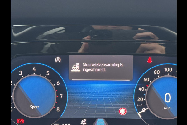 Volkswagen Golf 1.5 TSI R-Line Business+ NL-AUTO | CARPLAY | CAMERA