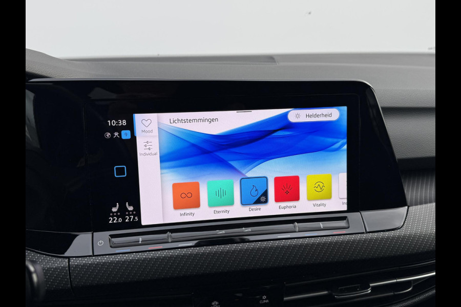 Volkswagen Golf 1.5 TSI R-Line Business+ NL-AUTO | CARPLAY | CAMERA