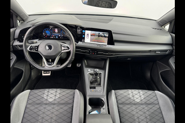 Volkswagen Golf 1.5 TSI R-Line Business+ NL-AUTO | CARPLAY | CAMERA