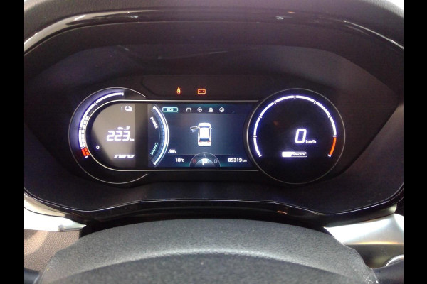 Kia e-Niro Edition 64 kWh | SOH 99,7% | Warmtepomp | Navigatie | VERWACHT! |