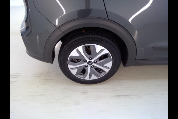 Kia e-Niro Edition 64 kWh | SOH 99,7% | Warmtepomp | Navigatie | VERWACHT! |