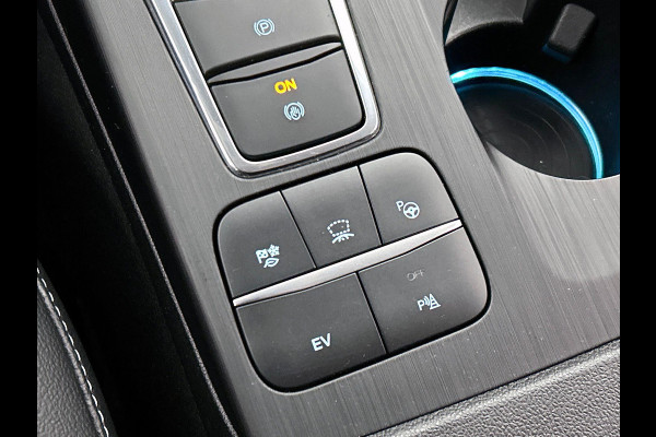 Ford Kuga 2.5 PHEV Titanium CAMERA | HEAD-UP | EL-ACHTERKLEP | NAVI & CARPLAY