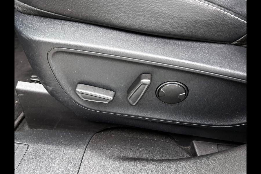 Ford Kuga 2.5 PHEV Titanium CAMERA | HEAD-UP | EL-ACHTERKLEP | NAVI & CARPLAY