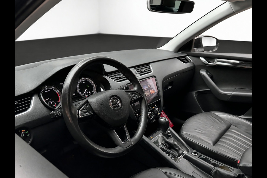 Škoda Octavia Combi 1.5 TSI 150PK DSG GREENTECH BUSINESS PLUS EDITION TREKHAAK/CAMERA/CARPLAY/LEDER