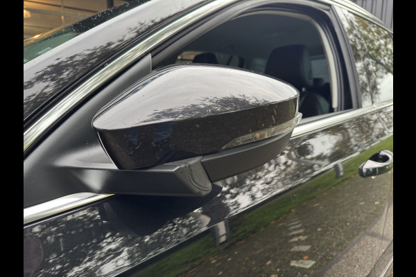 Škoda Octavia Combi 1.5 TSI 150PK DSG GREENTECH BUSINESS PLUS EDITION TREKHAAK/CAMERA/CARPLAY/LEDER