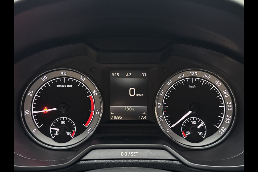 Škoda Octavia Combi 1.5 TSI 150PK DSG GREENTECH BUSINESS PLUS EDITION TREKHAAK/CAMERA/CARPLAY/LEDER