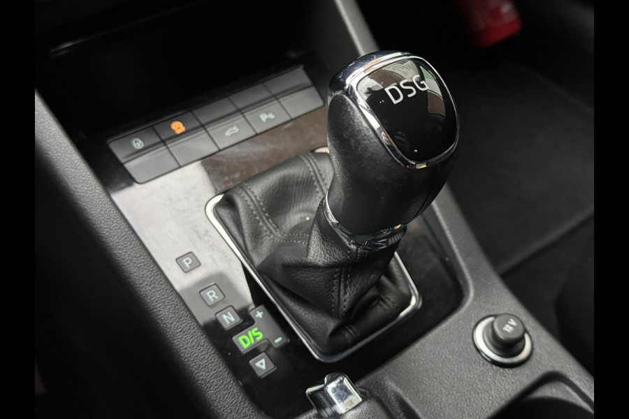 Škoda Octavia Combi 1.5 TSI 150PK DSG GREENTECH BUSINESS PLUS EDITION TREKHAAK/CAMERA/CARPLAY/LEDER