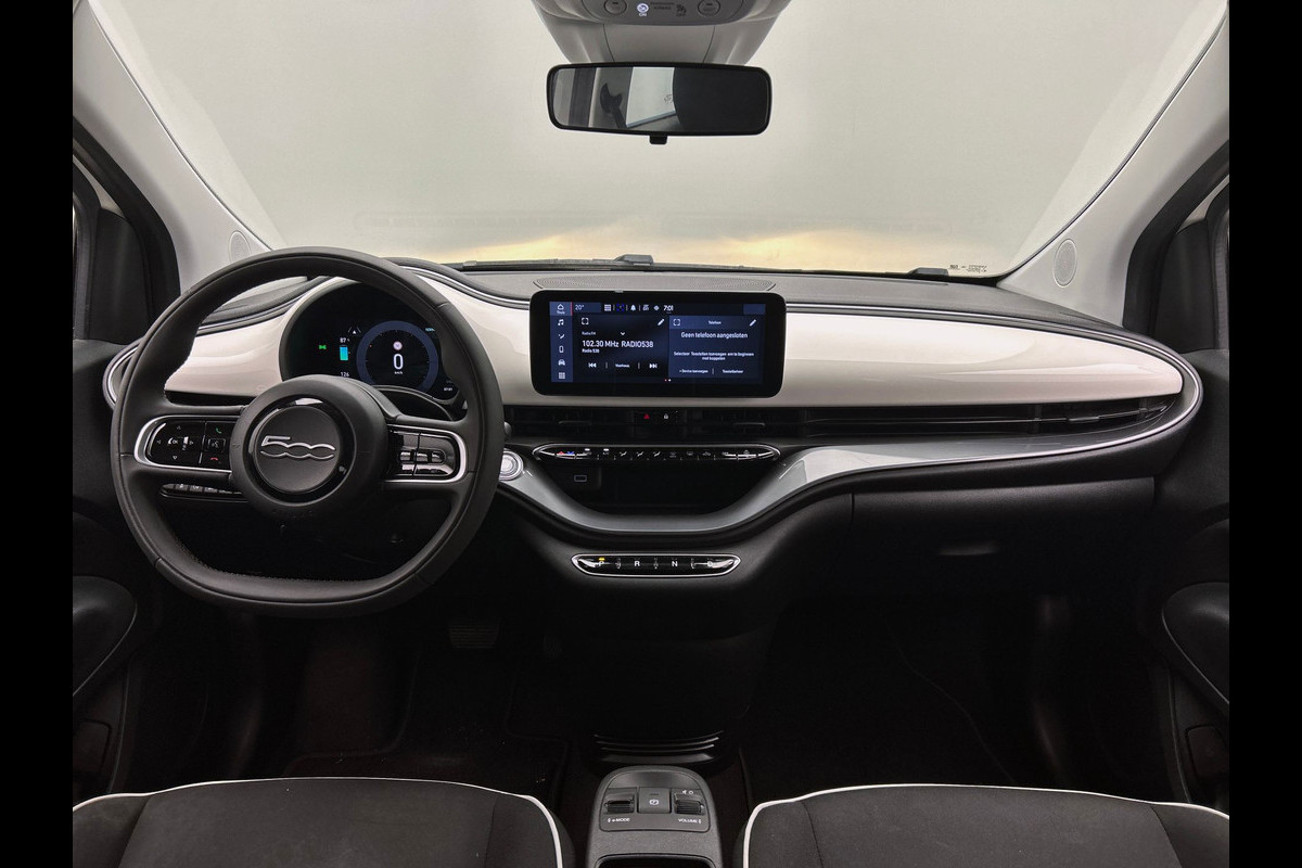Fiat 500 Urban 24 kWh | Apple/Carplay | Climate/control | 1e Eigenaar