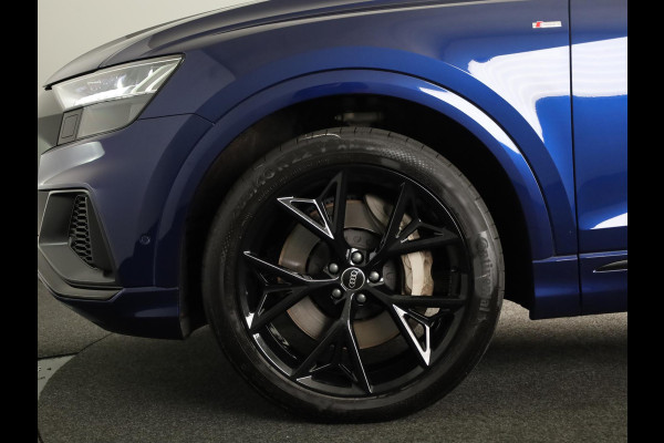 Audi Q8 55 TFSI e quattro 381pk Pro Line / S-line in- & exterieurpakket / B&O soundsystem / ACC / Zwart optiekpakket