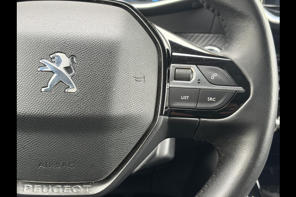 Peugeot 2008 1.2 PureTech Blue Lease Allure ✓2e Eigenaar✓360° Camera✓Draadloze telefoonlader✓Carplay✓6 bak✓Halfleder✓Navi✓Clima✓Cruise✓17'' Lmv✓Rijstrooksensor✓102pk✓Dealer onderhouden✓N.A.P✓Apk tot 04-2027