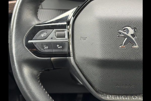 Peugeot 2008 1.2 PureTech Blue Lease Allure ✓2e Eigenaar✓360° Camera✓Draadloze telefoonlader✓Carplay✓6 bak✓Halfleder✓Navi✓Clima✓Cruise✓17'' Lmv✓Rijstrooksensor✓102pk✓Dealer onderhouden✓N.A.P✓Apk tot 04-2027