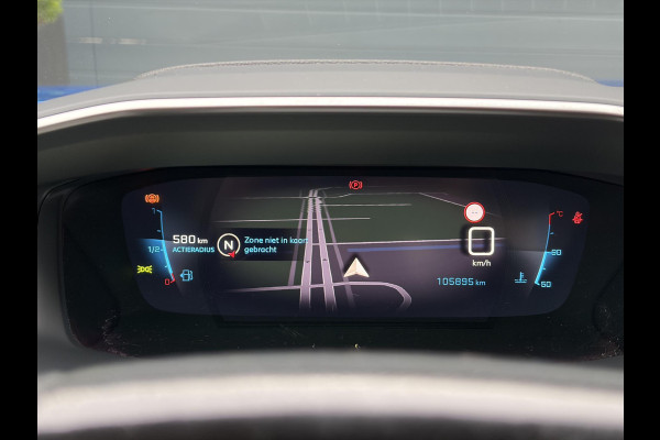 Peugeot 2008 1.2 PureTech Blue Lease Allure ✓2e Eigenaar✓360° Camera✓Draadloze telefoonlader✓Carplay✓6 bak✓Halfleder✓Navi✓Clima✓Cruise✓17'' Lmv✓Rijstrooksensor✓102pk✓Dealer onderhouden✓N.A.P✓Apk tot 04-2027
