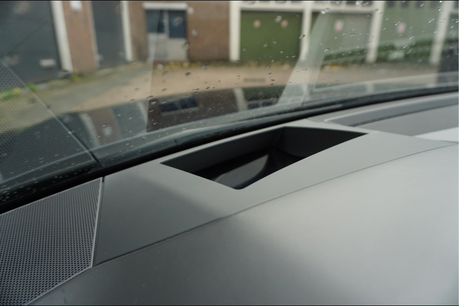Audi A6 Avant 55 TFSI e quattro Pro Line S Competition Aut7 Black Optic Pano | 360 | Trekhaak | B&O | Adaptive + Lane | 20inch | HUD | Softclose |