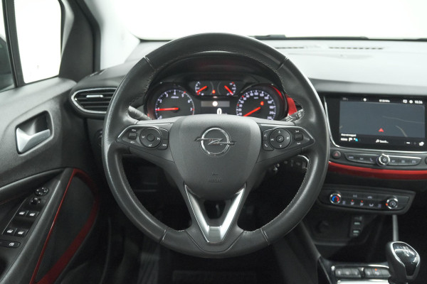 Opel Crossland Turbo 110 GS Line | Trekhaak | Camera | Apple Carplay | Navigatie | Parkeersensoren voor + Achter