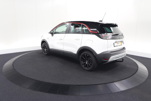 Opel Crossland Turbo 110 GS Line | Trekhaak | Camera | Apple Carplay | Navigatie | Parkeersensoren voor + Achter