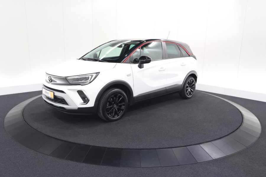 Opel Crossland Turbo 110 GS Line | Trekhaak | Camera | Apple Carplay | Navigatie | Parkeersensoren voor + Achter