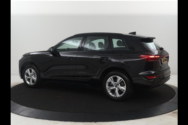 Audi Q6 e-tron edition performance 100 kWh | SOH 95.5% | Cruise control | Stoelverwarming | Carplay | Park assist | Climate control | Navigatie | Elektrische kofferbak | 19" velgen