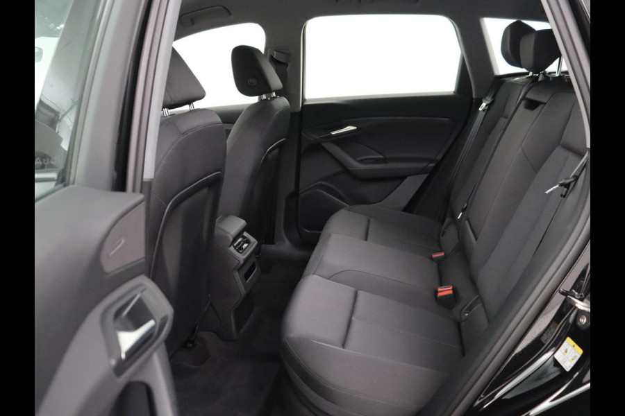 Audi Q6 e-tron edition performance 100 kWh | SOH 95.5% | Cruise control | Stoelverwarming | Carplay | Park assist | Climate control | Navigatie | Elektrische kofferbak | 19" velgen