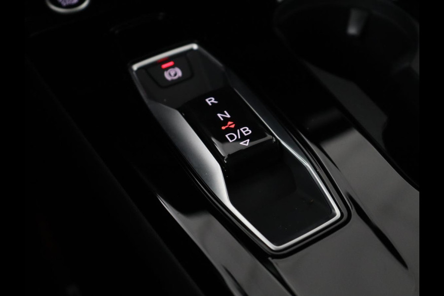 Audi Q6 e-tron edition performance 100 kWh | SOH 95.5% | Cruise control | Stoelverwarming | Carplay | Park assist | Climate control | Navigatie | Elektrische kofferbak | 19" velgen