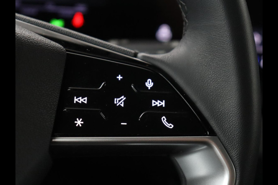 Audi Q6 e-tron edition performance 100 kWh | SOH 95.5% | Cruise control | Stoelverwarming | Carplay | Park assist | Climate control | Navigatie | Elektrische kofferbak | 19" velgen