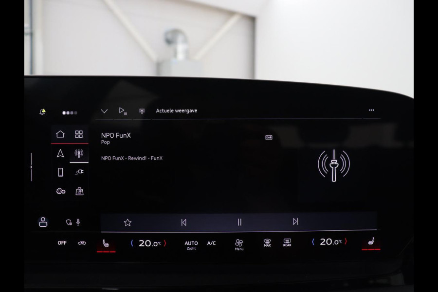 Audi Q6 e-tron edition performance 100 kWh | SOH 95.5% | Cruise control | Stoelverwarming | Carplay | Park assist | Climate control | Navigatie | Elektrische kofferbak | 19" velgen