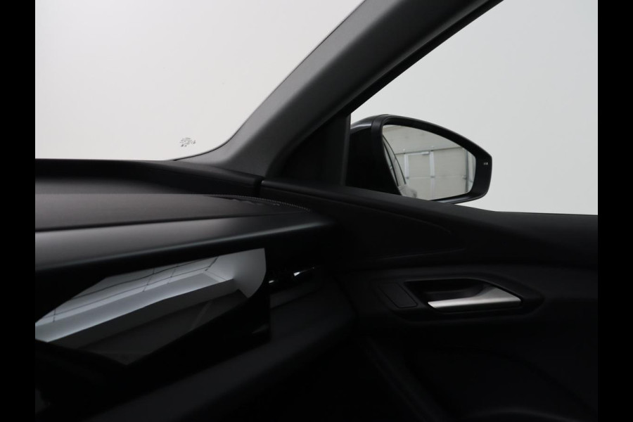 Audi Q6 e-tron edition performance 100 kWh | SOH 95.5% | Cruise control | Stoelverwarming | Carplay | Park assist | Climate control | Navigatie | Elektrische kofferbak | 19" velgen