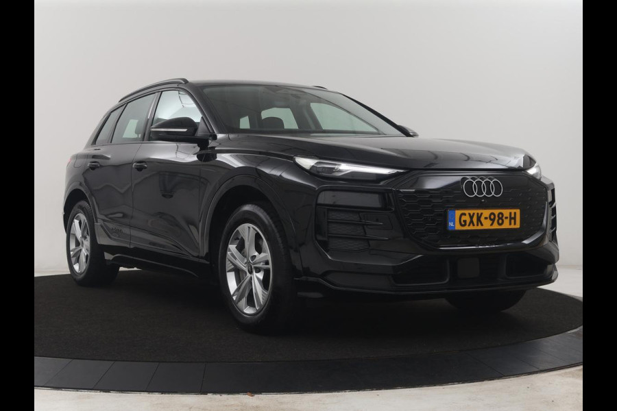 Audi Q6 e-tron edition performance 100 kWh | SOH 95.5% | Cruise control | Stoelverwarming | Carplay | Park assist | Climate control | Navigatie | Elektrische kofferbak | 19" velgen