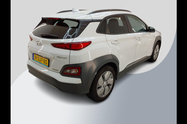 Hyundai Kona EV Fashion 64 kWh | SOH 99,9 % | Warmtepomp | Navigatie | VERWACHT! |