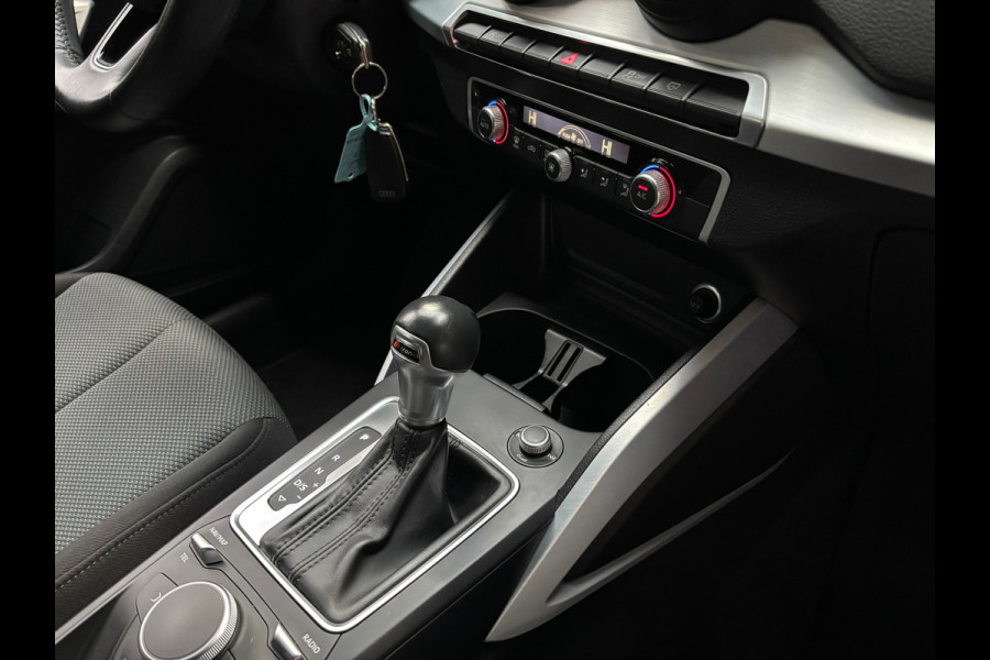 Audi Q2 1.0 TFSI Sport Pro Line S / Navigatie