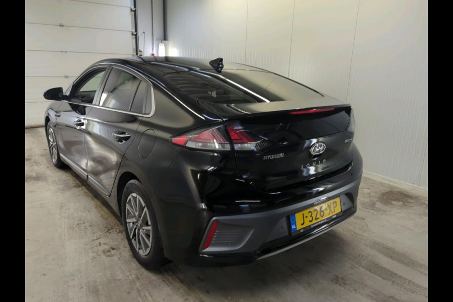 Hyundai IONIQ Comfort EV 38 kWh Soh 95% Warmtepomp Carplay Stoelverw.