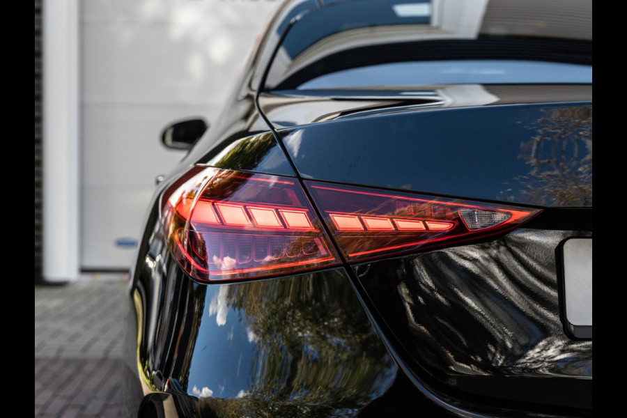 Mercedes-Benz C-Klasse 180 AMG Pano/Camera/Keyless/Sfeer/Blindspot