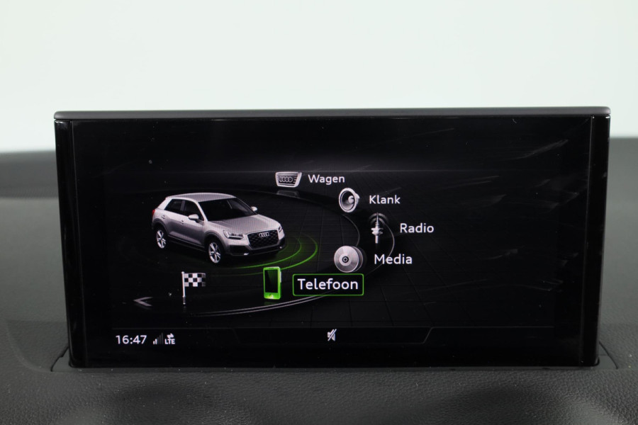 Audi Q2 35 TFSI Advanced edition 150 PK Automaat | Panorama dak | Zwart optiek | Adaptieve cruise control | Verlengde garantie |
