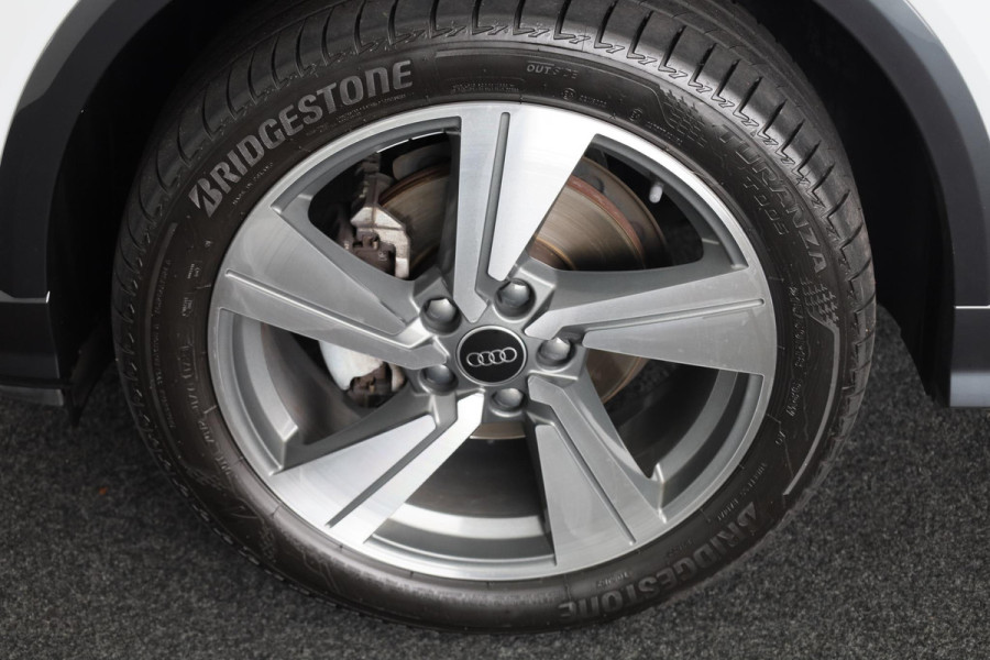 Audi Q2 35 TFSI Advanced edition 150 PK Automaat | Panorama dak | Zwart optiek | Adaptieve cruise control | Verlengde garantie |