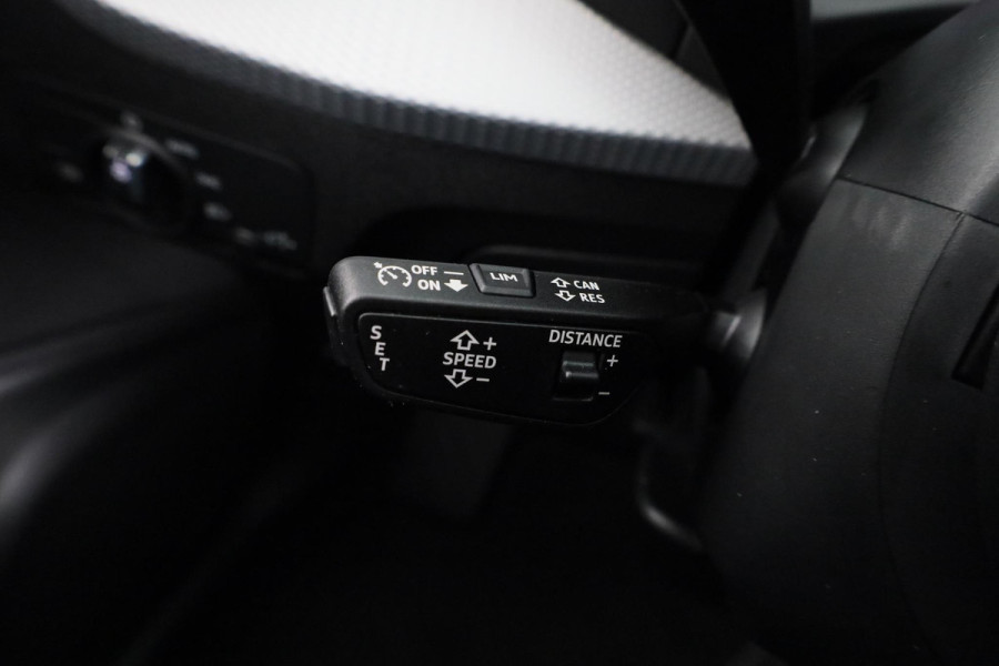 Audi Q2 35 TFSI Advanced edition 150 PK Automaat | Panorama dak | Zwart optiek | Adaptieve cruise control | Verlengde garantie |