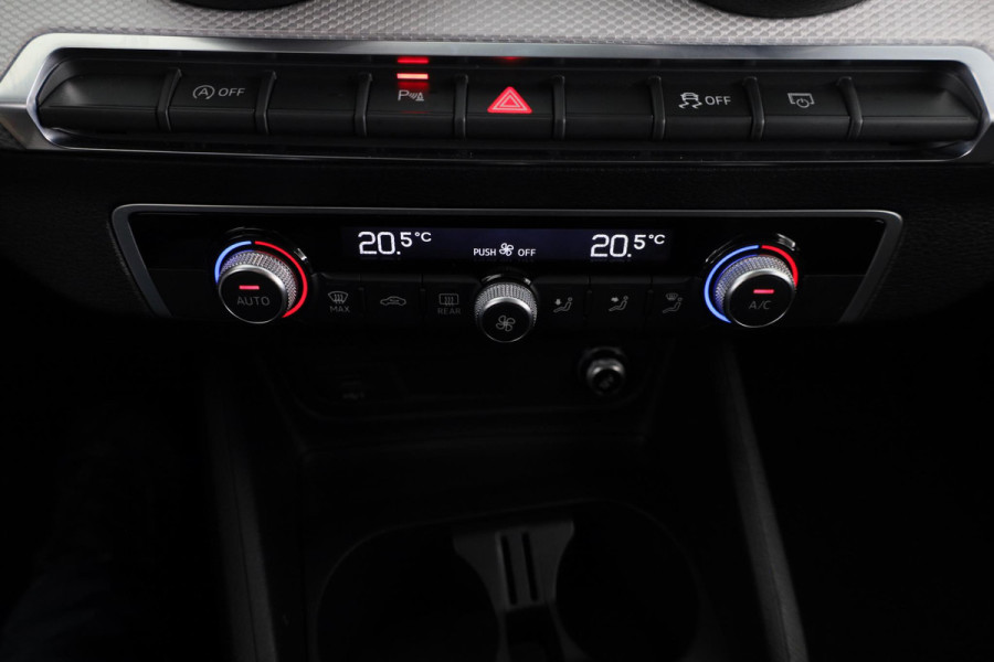 Audi Q2 35 TFSI Advanced edition 150 PK Automaat | Panorama dak | Zwart optiek | Adaptieve cruise control | Verlengde garantie |
