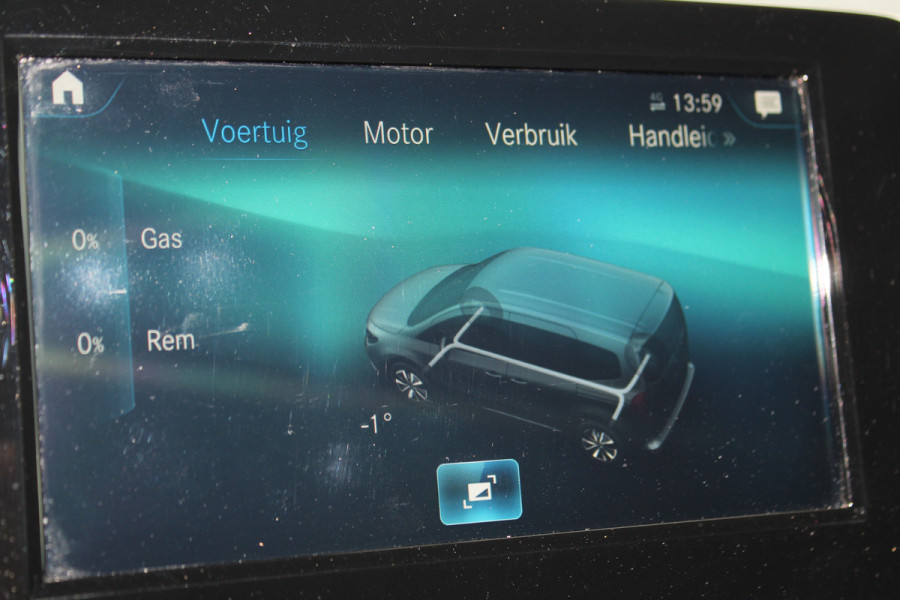 Mercedes-Benz Citan 110-95pk CDI L1 Pro. Dames en heren ondernemers: zeer nette Mercedes Citan, een praktische bedrijfswagen die u nog jaren tot dienst kan zijn. Airco, navigatie, telefoonvoorb., trekhaak, schuifdeur rechts etc.
