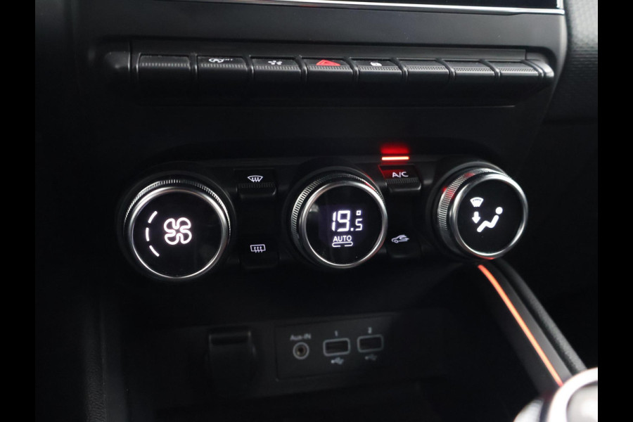Renault Clio 1.0 TCe INTENS + GROOT SCHERM NAVIGATIE | CAMERA | SFEERVERLICHTING | APPLE CARPLAY | LED