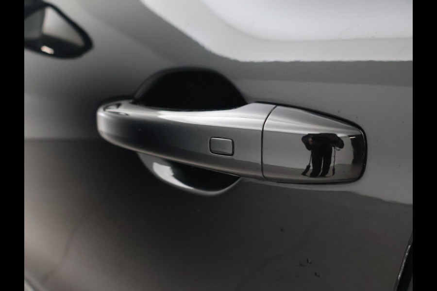 Renault Clio 1.0 TCe INTENS + GROOT SCHERM NAVIGATIE | CAMERA | SFEERVERLICHTING | APPLE CARPLAY | LED