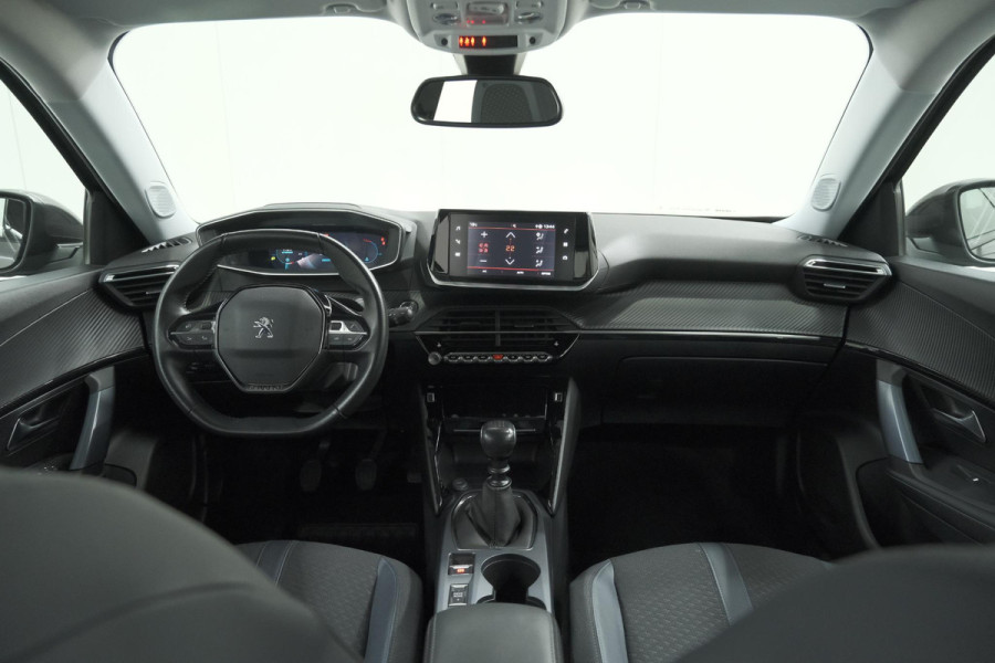 Peugeot 2008 PureTech 130 Allure | Camera | Stoelverwarming | Apple Carplay | Parkeersensoren voor + Achter