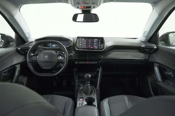Peugeot 2008 PureTech 130 Allure | Camera | Stoelverwarming | Apple Carplay | Parkeersensoren voor + Achter