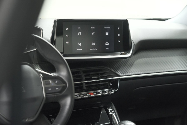 Peugeot 2008 PureTech 130 Allure | Camera | Stoelverwarming | Apple Carplay | Parkeersensoren voor + Achter