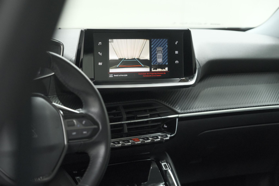 Peugeot 2008 PureTech 130 Allure | Camera | Stoelverwarming | Apple Carplay | Parkeersensoren voor + Achter